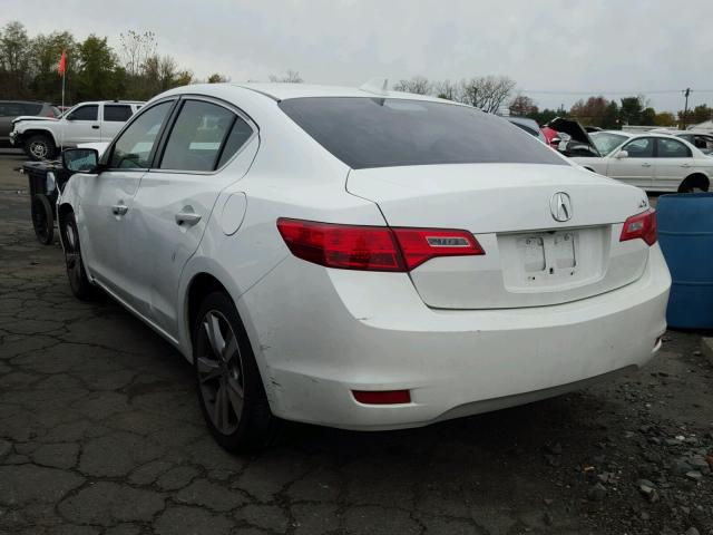 19VDE1F74EE012009 - 2014 ACURA ILX 20 TEC WHITE photo 3