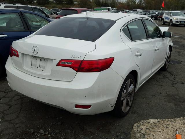 19VDE1F74EE012009 - 2014 ACURA ILX 20 TEC WHITE photo 4