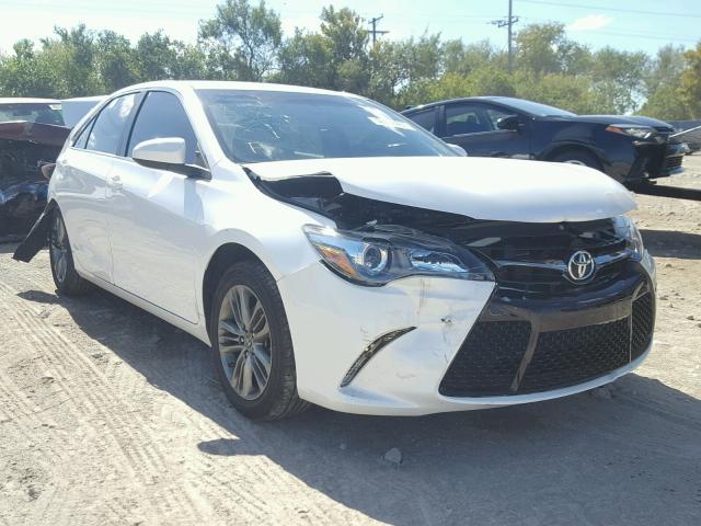 4T1BF1FK7HU294342 - 2017 TOYOTA CAMRY WHITE photo 1