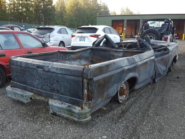 2FTHF25H3HCA02146 - 1987 FORD F250 WHITE photo 4