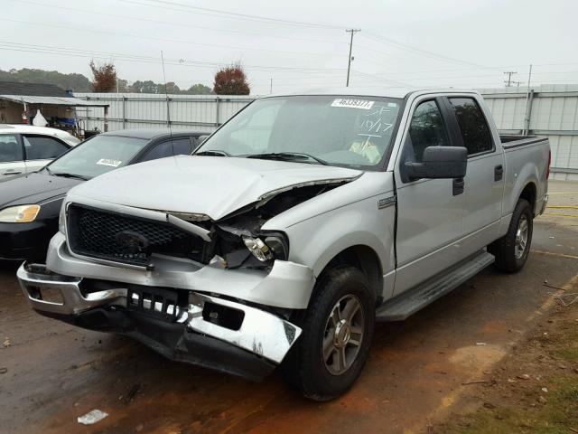 1FTRW12W85KE98778 - 2005 FORD F150 SUPER SILVER photo 2