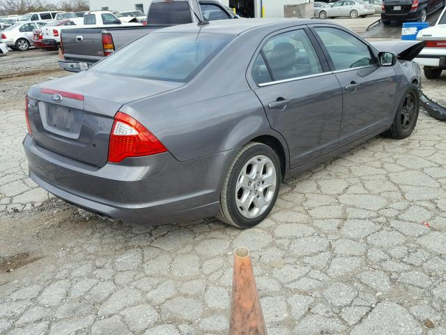 3FAHP0HA7AR328325 - 2010 FORD FUSION SE GRAY photo 4