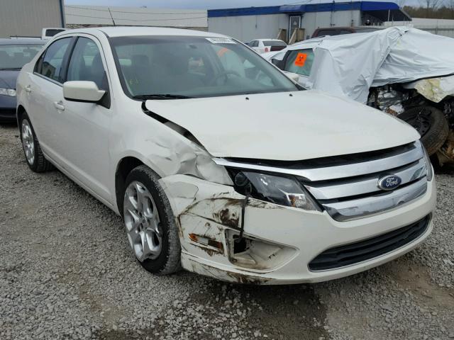 3FAHP0HAXAR356426 - 2010 FORD FUSION SE WHITE photo 1