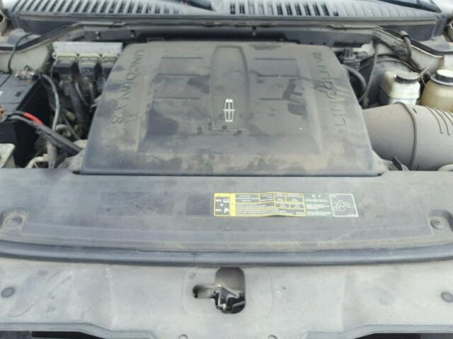 5LMFU27596LJ22867 - 2006 LINCOLN NAVIGATOR Weiß Foto 7