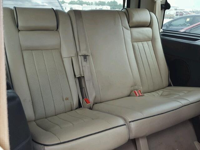 5LMFU27596LJ22867 - 2006 LINCOLN NAVIGATOR Weiß Foto 9