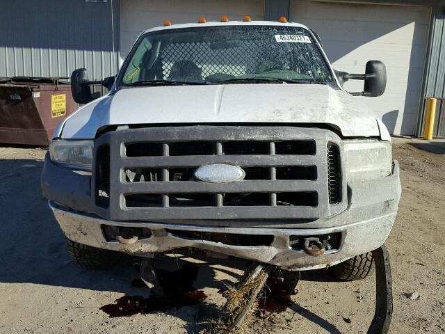 1FDWF36Y05EA49986 - 2005 FORD F350 SUPER WHITE photo 9