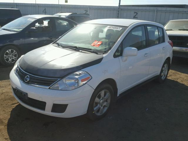 3N1BC1CP7CK278960 - 2012 NISSAN VERSA S WHITE photo 2