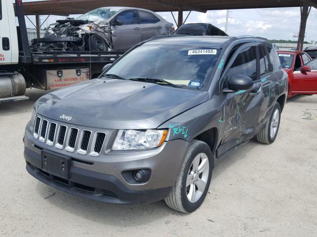 1C4NJCBBXDD282410 - 2013 JEEP COMPASS SP 灰色 照片 2