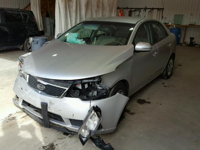 KNAFU4A26C5609992 - 2012 KIA FORTE EX SILVER photo 2