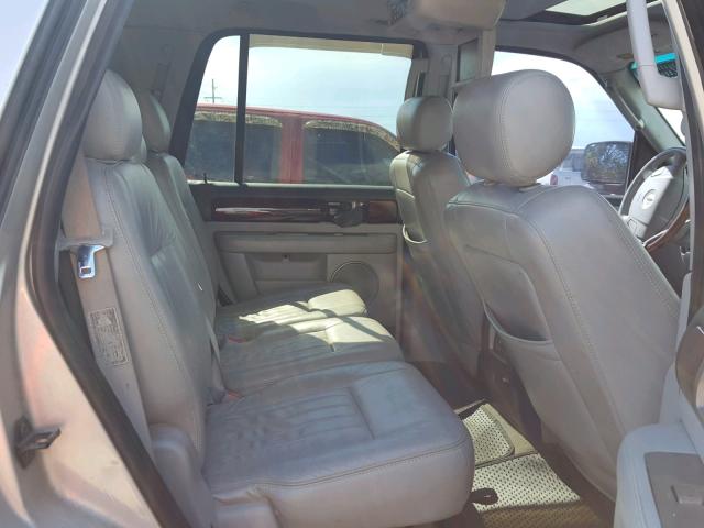 5LMFU27R84LJ05395 - 2004 LINCOLN NAVIGATOR 银色 照片 6