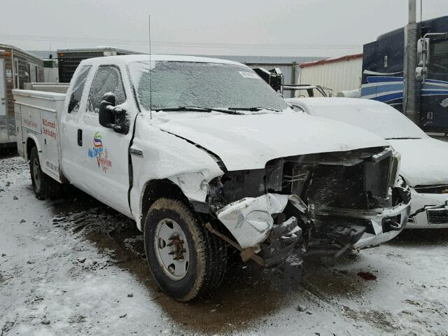 1FDWX30536ED85158 - 2006 FORD F350 SRW S WHITE photo 1