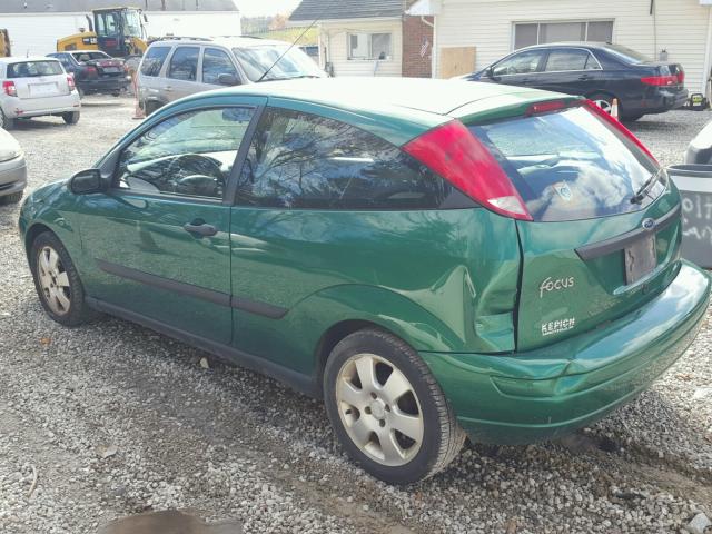 3FAFP31332R131352 - 2002 FORD FOCUS ZX3 GREEN photo 3