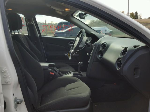 2G2WP552961256846 - 2006 PONTIAC GRAND PRIX WHITE photo 5