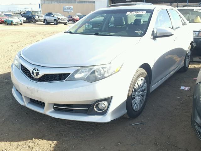 4T1BF1FK1DU275909 - 2013 TOYOTA CAMRY L SILVER photo 2