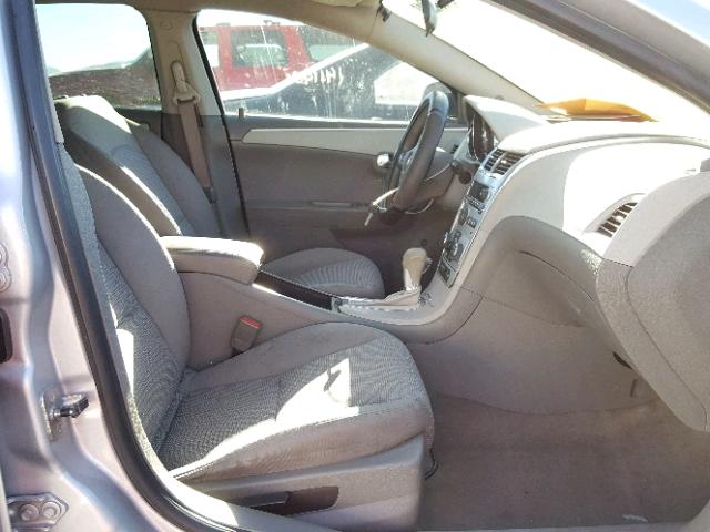 1G1ZA5E17BF285923 - 2011 CHEVROLET MALIBU LS Gümüş foto 5