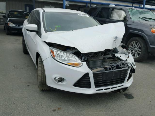 1FAHP3F20CL279712 - 2012 FORD FOCUS SE WHITE photo 1