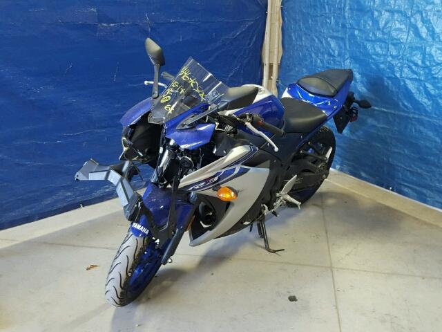 MH3RH06Y4GK014979 - 2016 YAMAHA YZFR3 BLUE photo 2