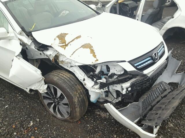 1HGCR6F39FA001756 - 2015 HONDA ACCORD HYB WHITE photo 9