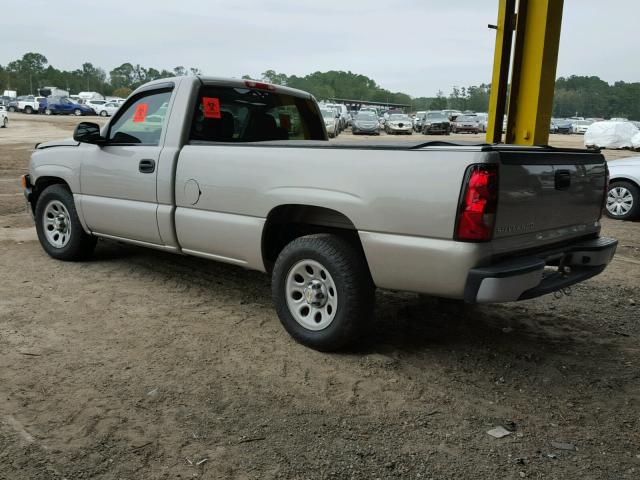 1GCEC14X57Z193245 - 2007 CHEVROLET SILVERADO SILVER photo 3