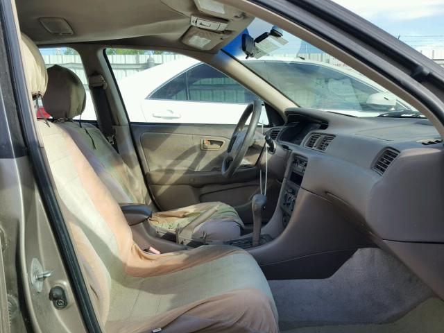 4T1BG22K5XU613678 - 1999 TOYOTA CAMRY CE BEIGE photo 5