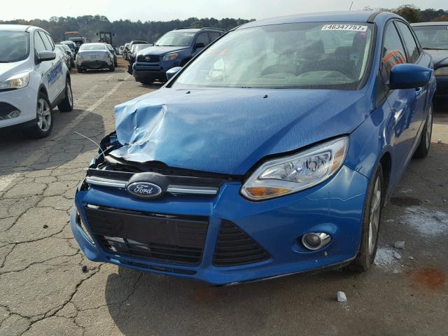 1FAHP3F24CL104251 - 2012 FORD FOCUS SE BLUE photo 2