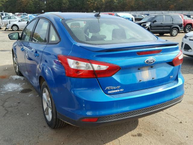 1FAHP3F24CL104251 - 2012 FORD FOCUS SE BLUE photo 3