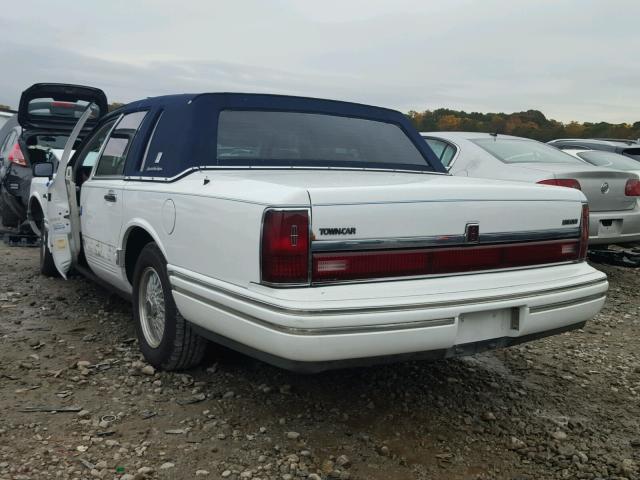 1LNLM81W4PY678048 - 1993 LINCOLN TOWN CAR E WHITE photo 3