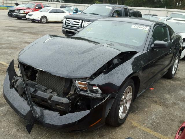 1ZVBP8AM7C5269914 - 2012 FORD MUSTANG BLACK photo 2