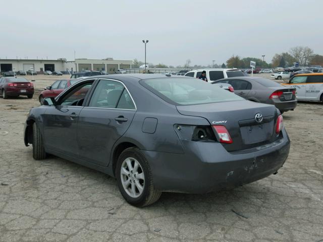 4T4BF3EK6BR127254 - 2011 TOYOTA CAMRY GRAY photo 3