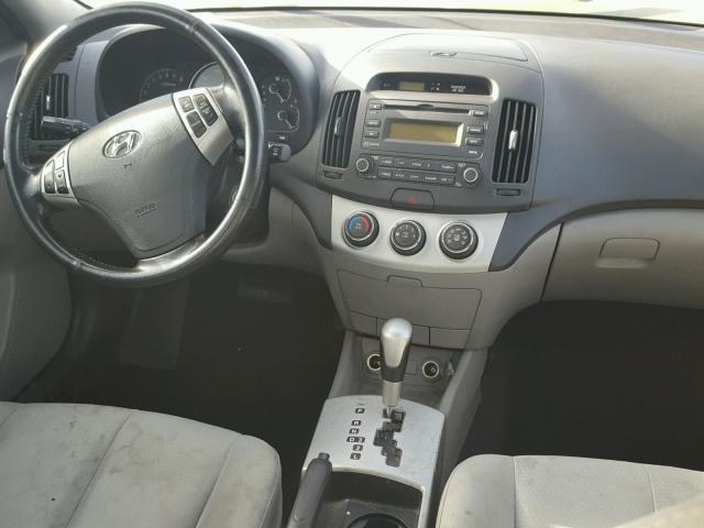 KMHDU46D99U625960 - 2009 HYUNDAI ELANTRA GL SILVER photo 9