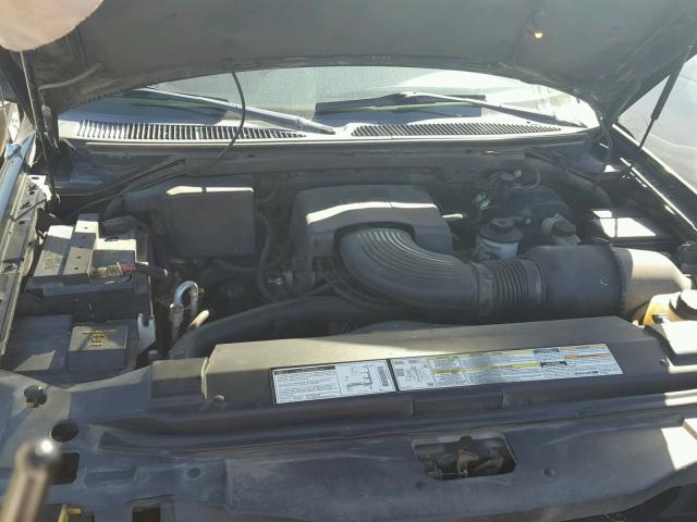 5LMRU27L3WLJ55133 - 1998 LINCOLN NAVIGATOR Schwarz Foto 7