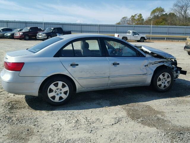 5NPET4ACXAH632893 - 2010 HYUNDAI SONATA GLS SILVER photo 9