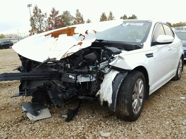 5XXGN4A70FG508317 - 2015 KIA OPTIMA WHITE photo 2