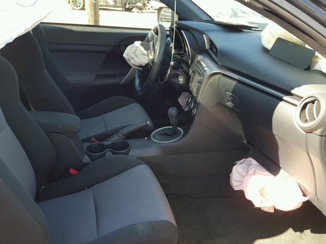 JTKJF5C71E3077418 - 2014 TOYOTA SCION TC შავი ფოტო 5