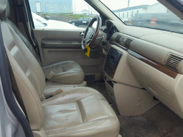 2FMZA58224BA88783 - 2004 FORD FREESTAR L BEIGE photo 5