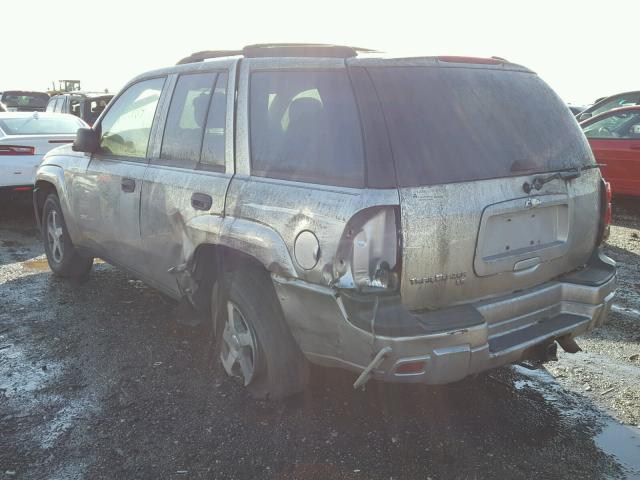 1GNDT13S162111088 - 2006 CHEVROLET TRAILBLAZE SILVER photo 3