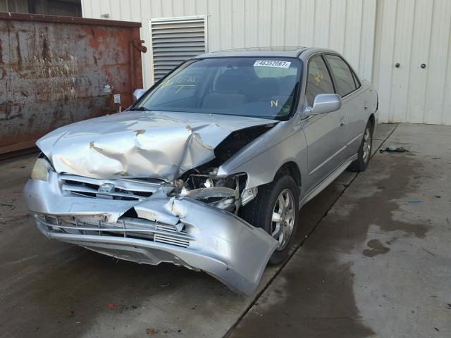 1HGCG556X1A063980 - 2001 HONDA ACCORD EX SILVER photo 2