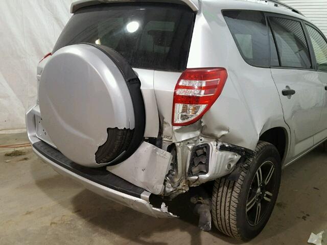 JTMBF33V09D000361 - 2009 TOYOTA RAV4 SILVER photo 9