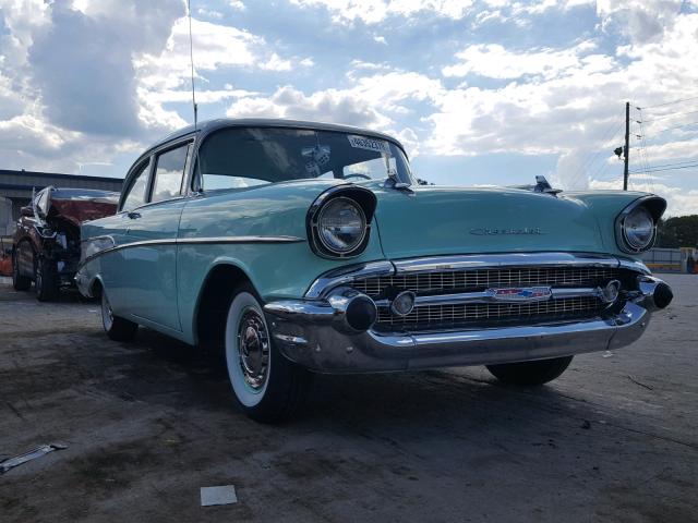 B57F264386 - 1957 CHEVROLET BELAIR GREEN photo 1