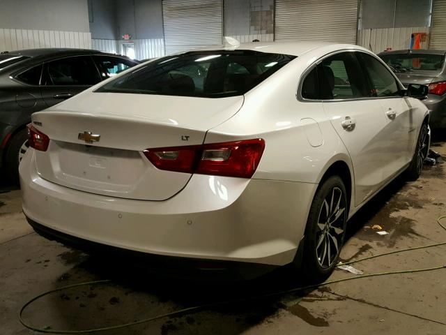 1G1ZE5ST5HF268850 - 2017 CHEVROLET MALIBU LT WHITE photo 4