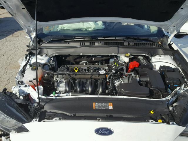 3FA6P0H7XHR407509 - 2017 FORD FUSION SE WHITE photo 7