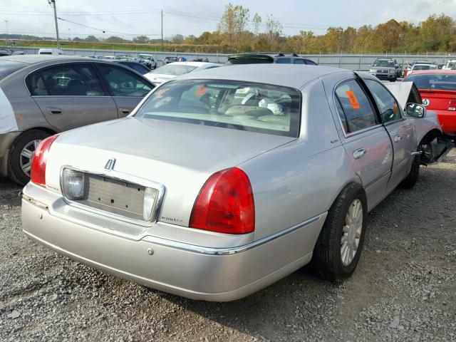 1LNHM81W65Y606612 - 2005 LINCOLN TOWN CAR S SILVER photo 4