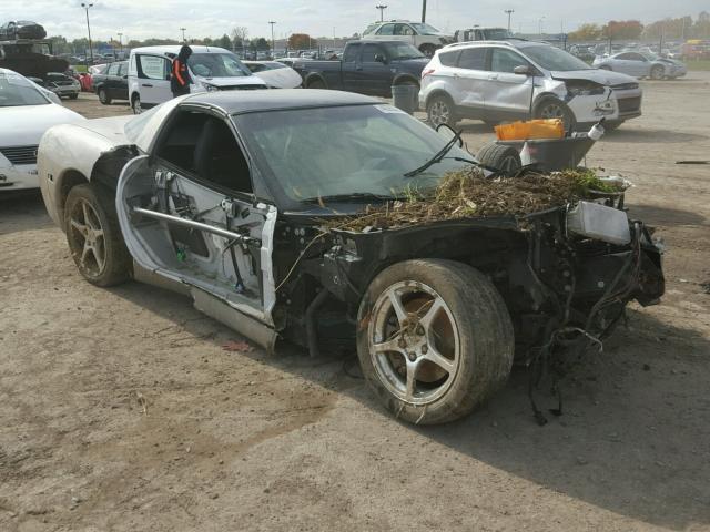 1G1YY22G315129851 - 2001 CHEVROLET CORVETTE GRAY photo 1