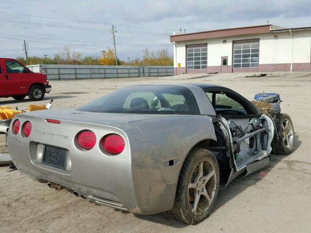 1G1YY22G315129851 - 2001 CHEVROLET CORVETTE GRAY photo 4