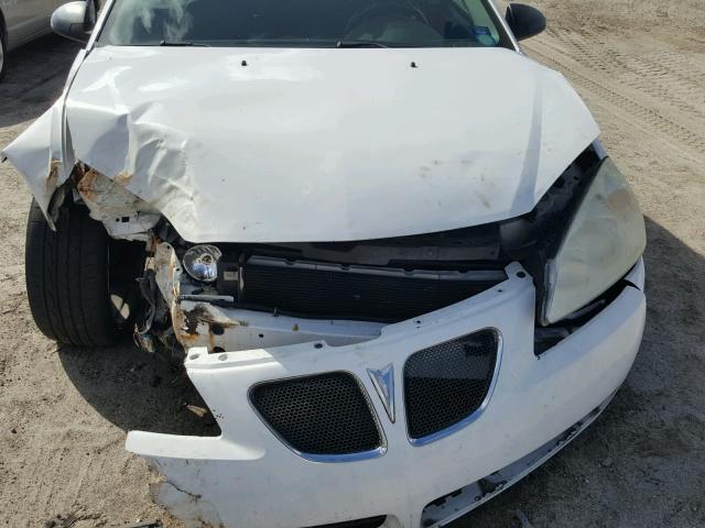 1G2ZH57N894101702 - 2009 PONTIAC G6 WHITE photo 9