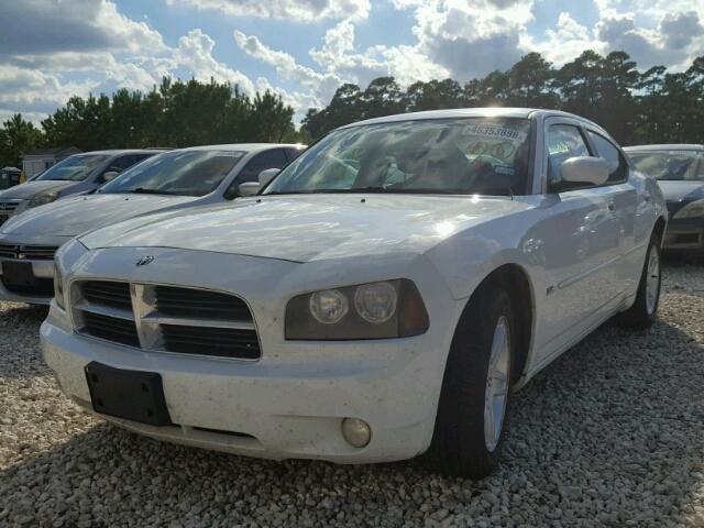 2B3CA3CV1AH256889 - 2010 DODGE CHARGER SX WHITE photo 2