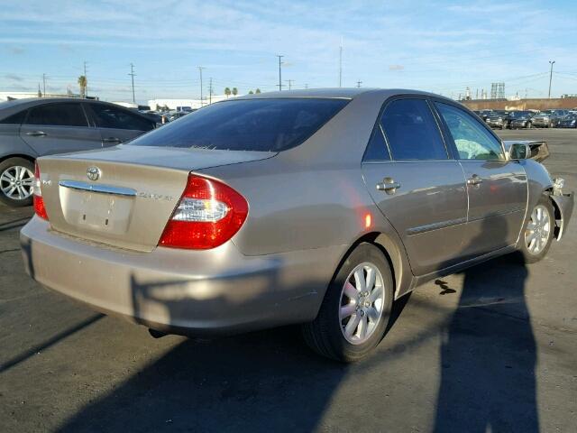 JTDBE32K530184236 - 2003 TOYOTA CAMRY LE BEIGE photo 4