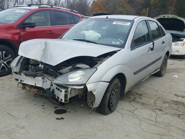 1FAFP33P14W149994 - 2004 FORD FOCUS LX SILVER photo 2