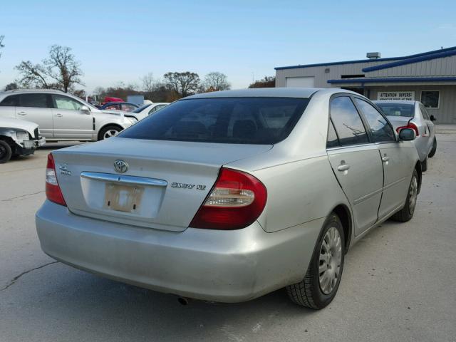 JTDBE32K130146826 - 2003 TOYOTA CAMRY SILVER photo 4