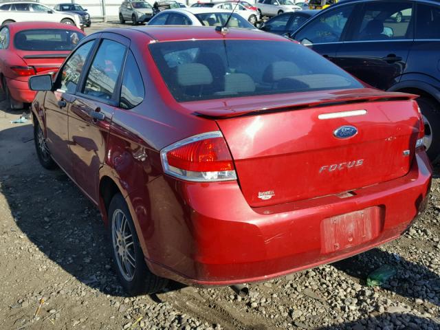 1FAHP3FN2AW231392 - 2010 FORD FOCUS SE RED photo 3